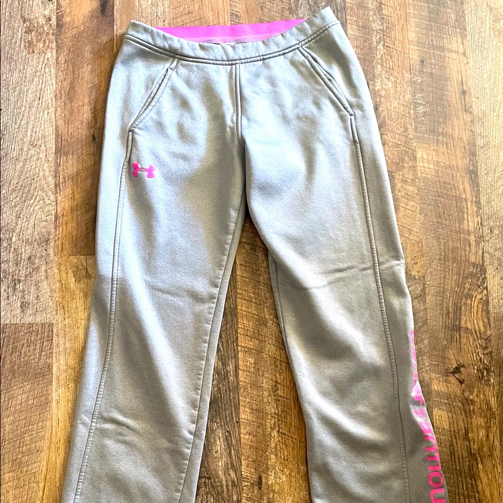 Grey Under Armour sweats